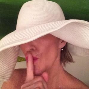 Meet your Posher, Janet